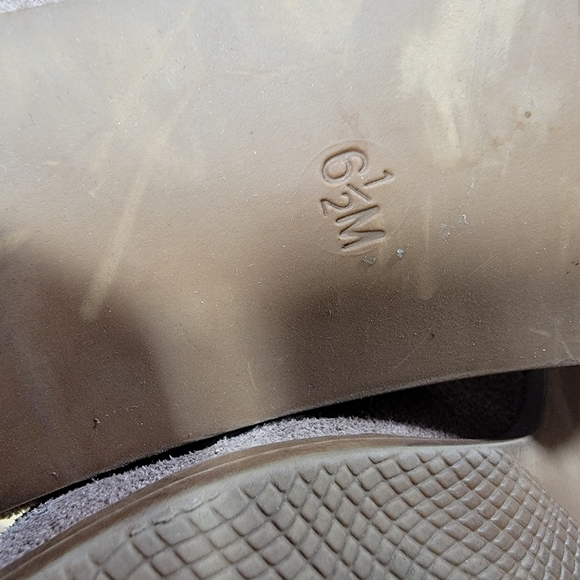 Nicole Light Taupe / Tan Suede Ankle Boots Booties Size 6.5 - Picture 14 of 16